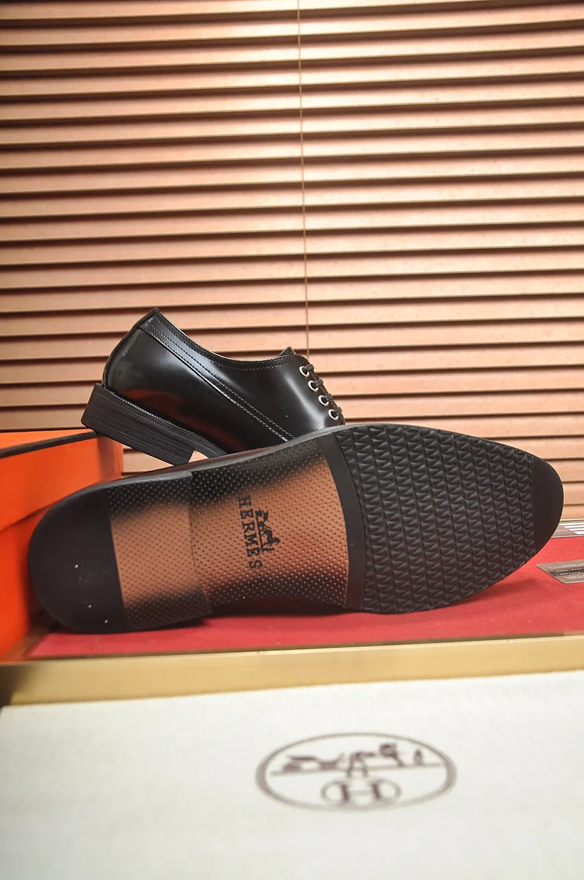 Men's shoes💰540💶[HERMES] (cowhide lining)🍀Italian top luxury🍀He does not pursue novel styles and gorgeous colors, but attracts the favor of successful men with his flawless, elegant and classic style. Formal leather shoes This very comfortable, simple and stable style allows you to easily match any style! The pattern is absolutely 1:1 refined from the original case, and we strive for excellence in materials, imported cowhide + cowhide lining💪💪💪extraordinary texture👍! .Code number: 39-45 (45 customized)